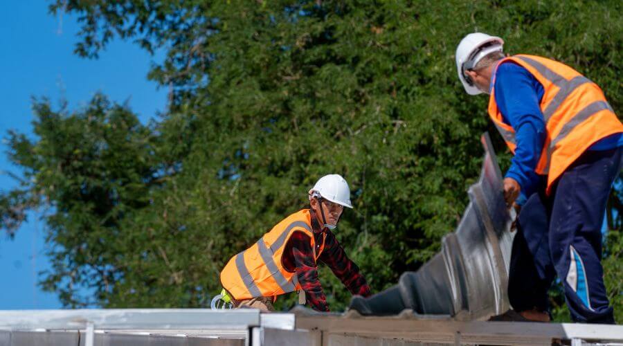Roof repair in Aurora, IN